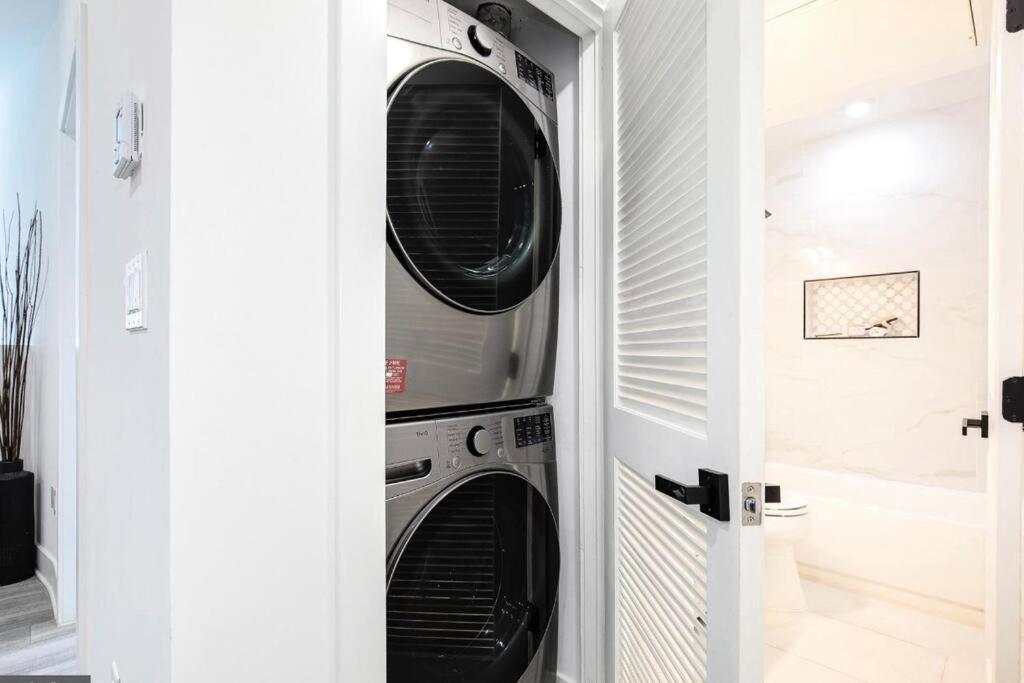 Amazing Capital Hill Apt , Step Away Gym, Shopping Washington Dış mekan fotoğraf